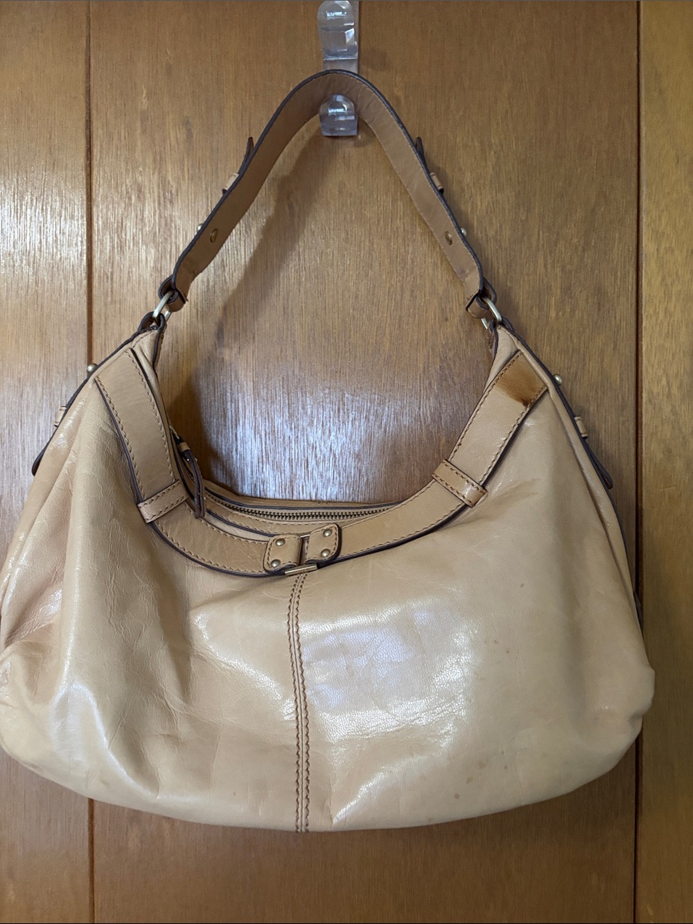 Women's Beige Lamb Leather Hobo Bag - Classic Curved Shoulder Purse